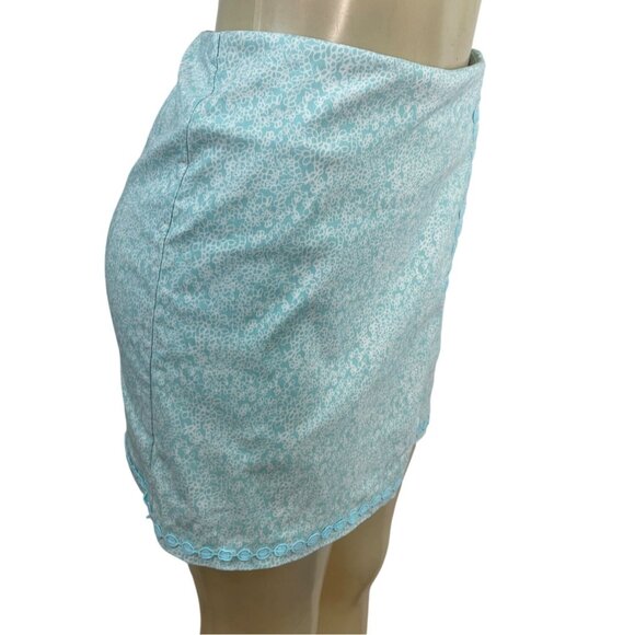 Crown & Ivy Womens Light Blue Floral Wrap Skort Size 4 - New - Picture 2 of 9
